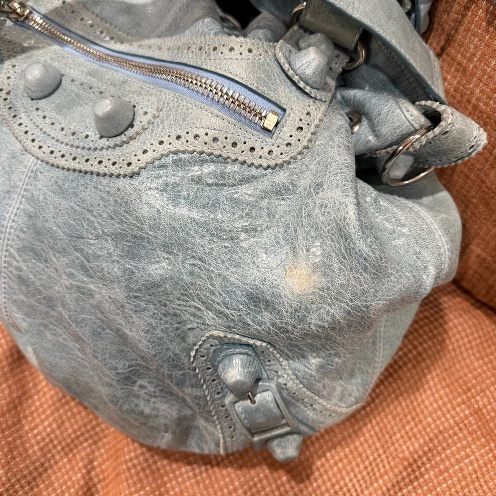 Authentic Balenciaga large bucket bag - Picture 4 of 15